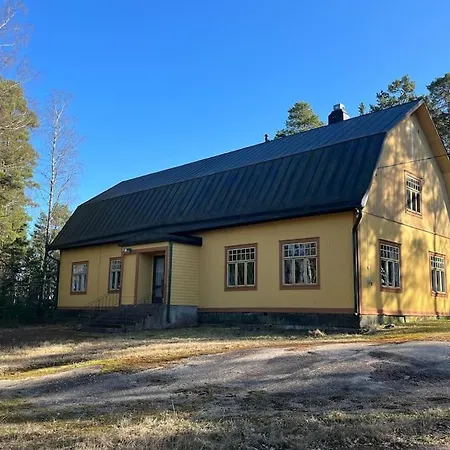 Villavalona, Lomatalo, Helt Hus * Taivassalo