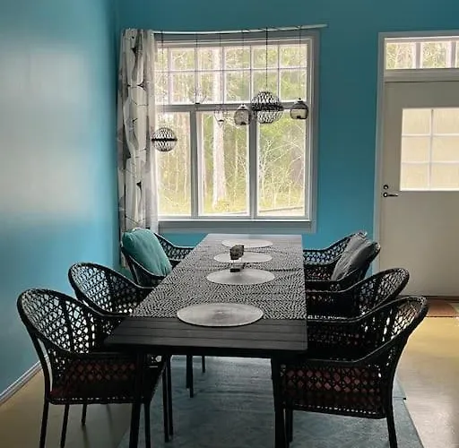 Koko Lomatalo, Villavalona Weekender Paketti, Taivassalossa, Helt Hus * Taivassalo